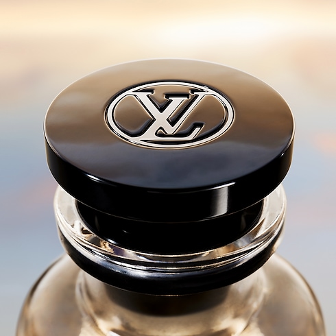 Travel Spray L'Immensité in Perfumes and Beauty's Icons } collections by Louis Vuitton (Product zoom)