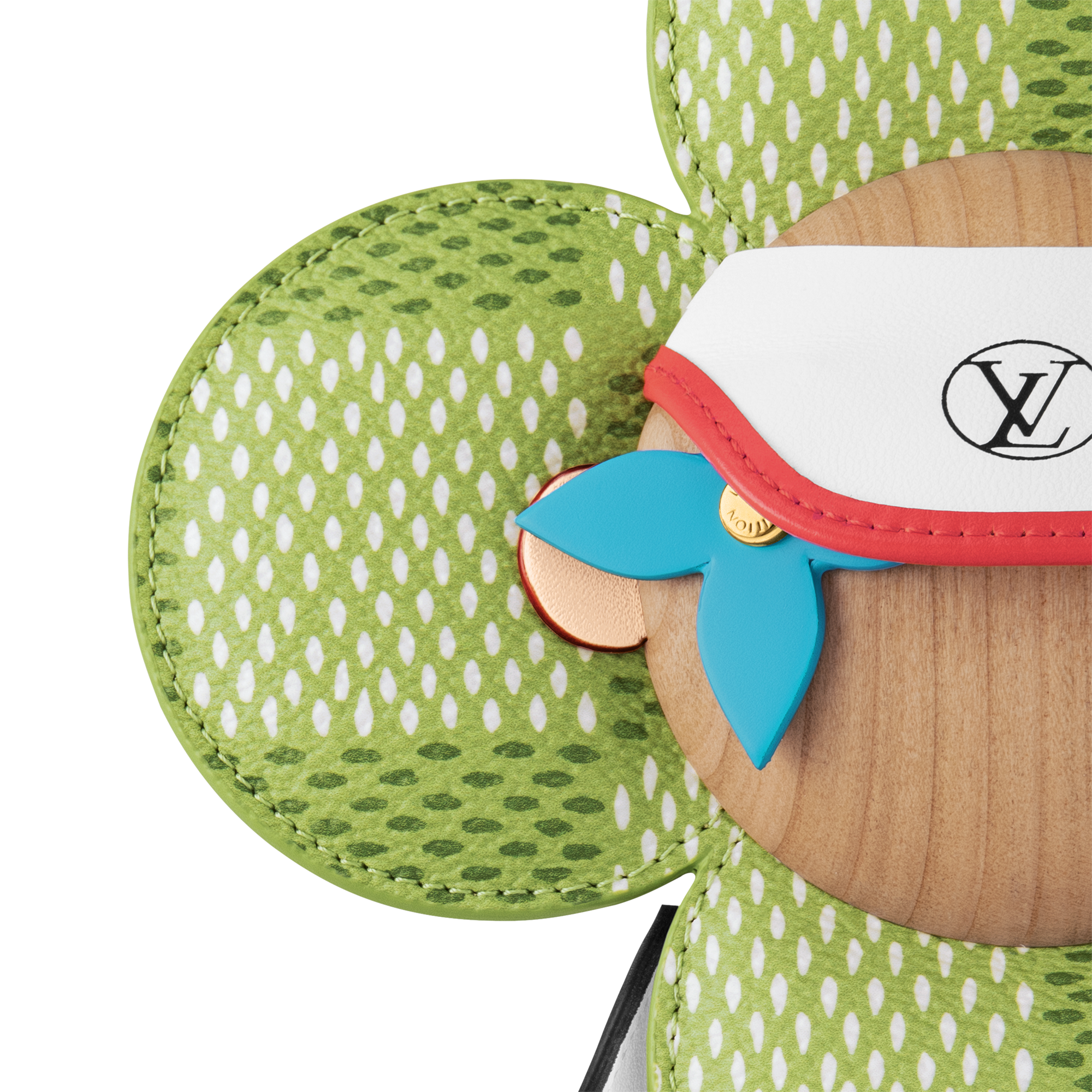 Vivienne Golf   in Trunks, Travel and Home