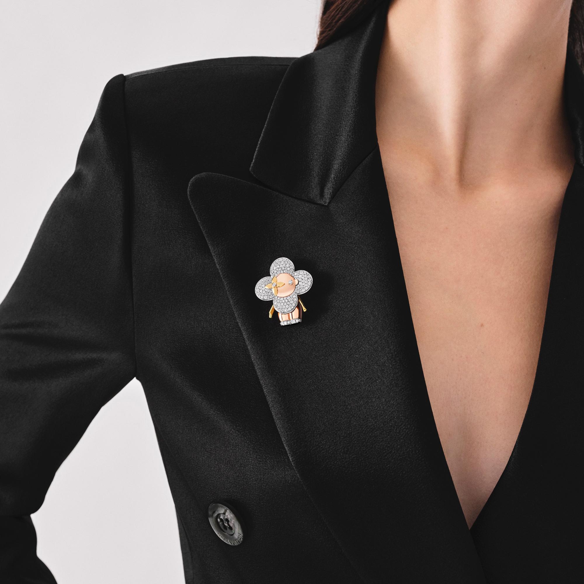 Vivienne large pendant, 3 golds & diamonds pavage  in Jewellery