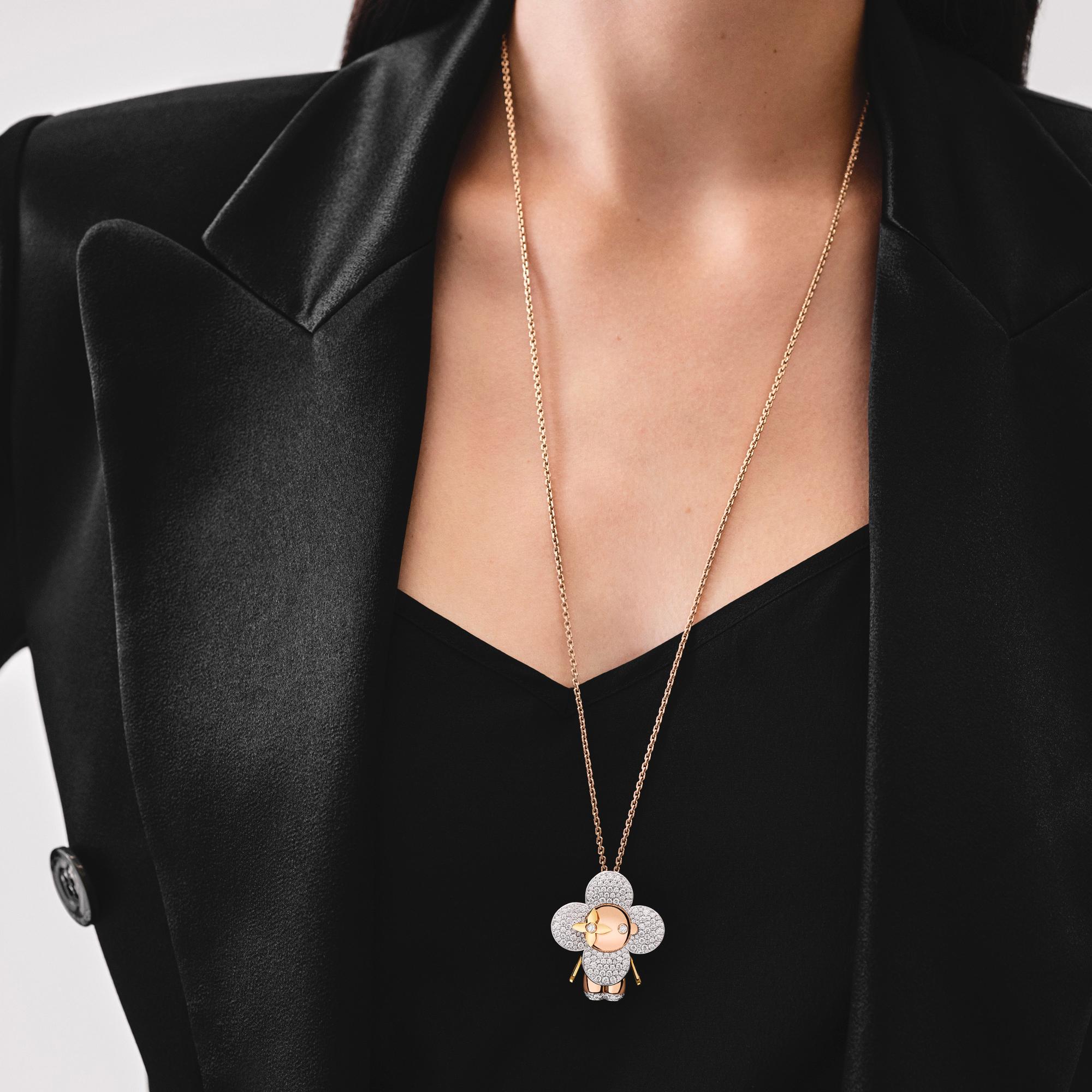 Vivienne large pendant, 3 golds & diamonds pavage  in Jewellery