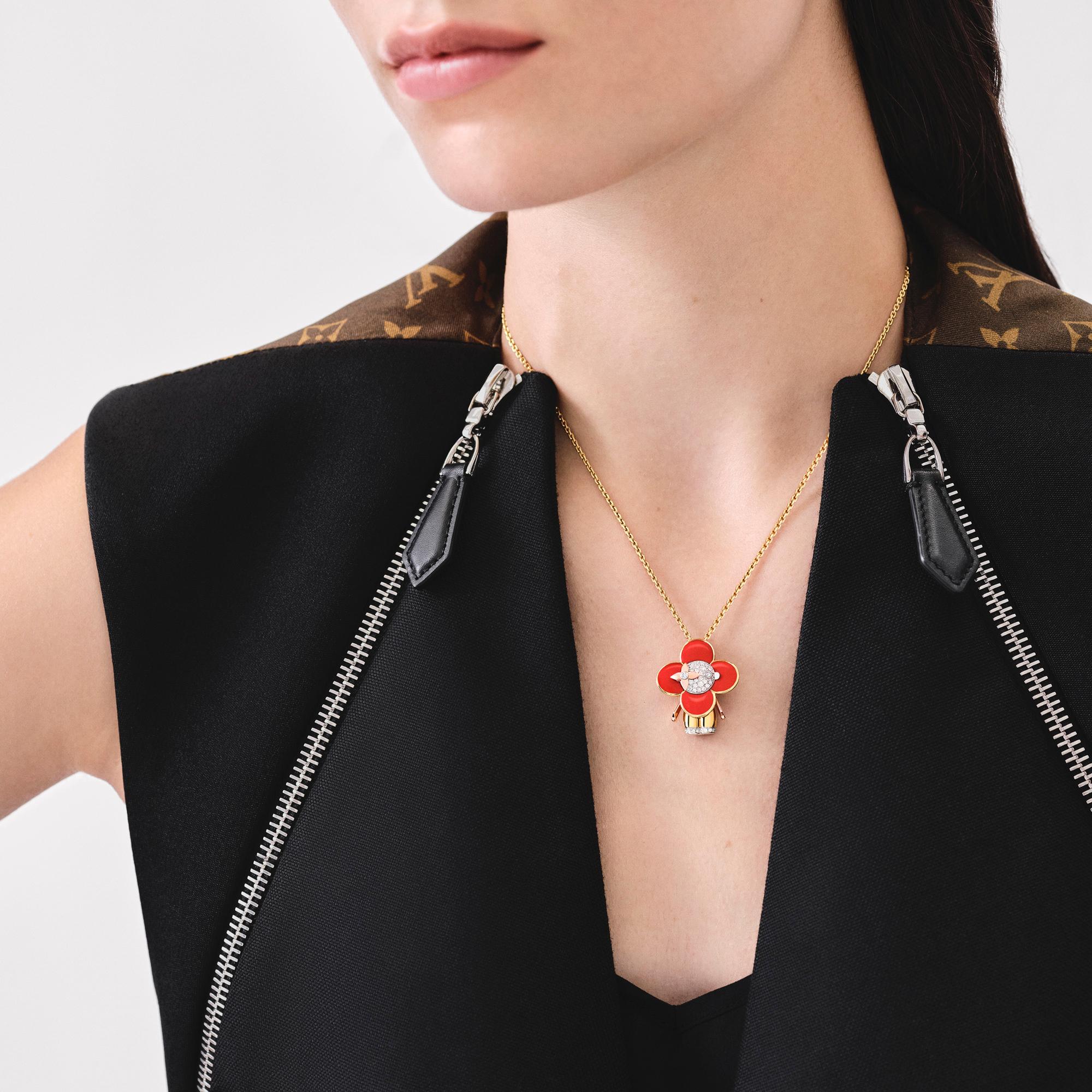 Vivienne pendant, 3 golds, red lacquer & diamonds  in Jewellery