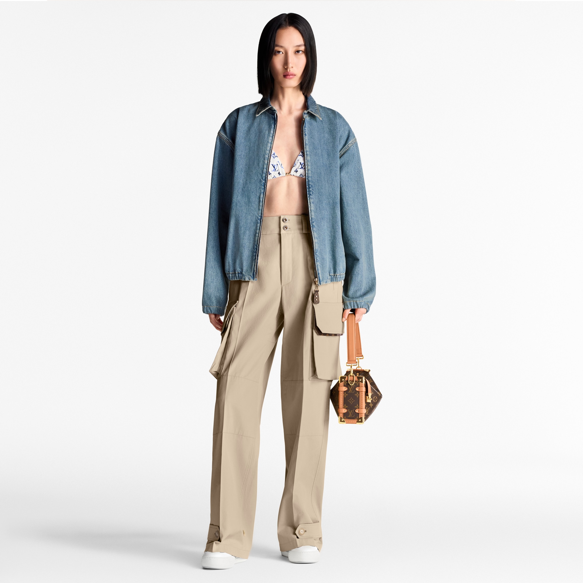 Wide-Leg Cargo Pants   in Women