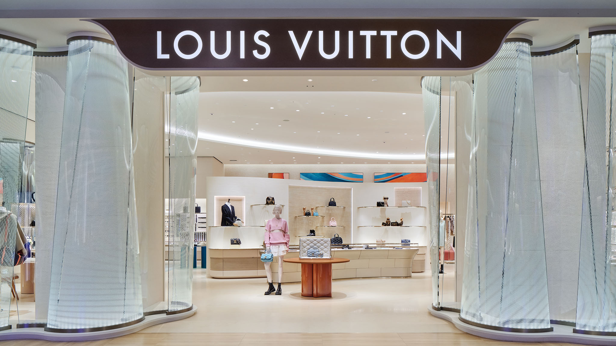 KAI KUN ENDO1さま専用　86 Louis Vuitton LOUIS VUITTON Kansai International Airport Store in Osaka, Japan